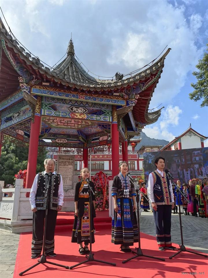 弘扬民族团结誓词碑精神 不断铸牢中华民族共同体意识