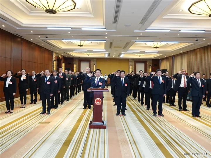 西双版纳州新一届州级国家机关领导人员产生