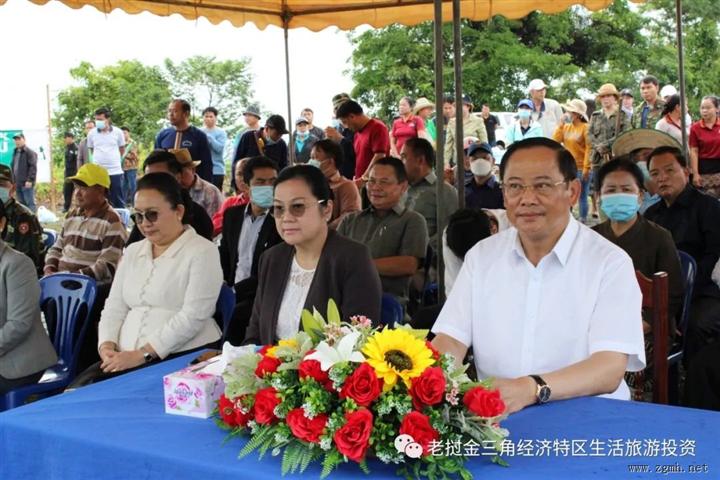 博胶省：宋赛·西潘敦副总理在会晒参加植树节活动