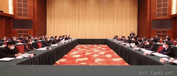 王予波主持召开各民主党派省委、 省工商联负责人和无