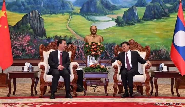 云南省委书记王宁会见老挝国家主席通伦，总理宋赛，老