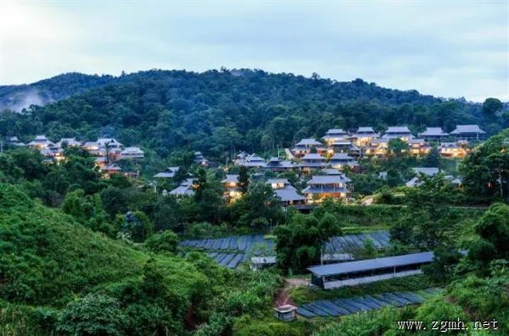 新华社点赞西双版纳河边村！大山瑶寨“蝶变”记