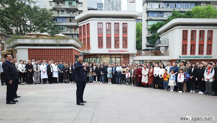 习近平主持召开新时代推动西部大开发座谈会强调：进一步形成大保护大开放高质量发展新格局 奋力谱写西部大