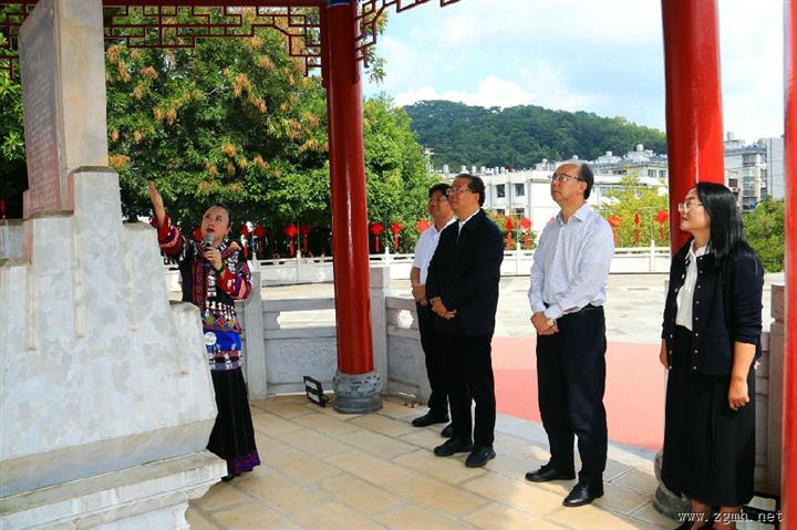 刘晓凯在宁洱县调研时强调 深入学习贯彻习近平总书记重要回信精神 助推民族团结进步示范区建设不断取得新