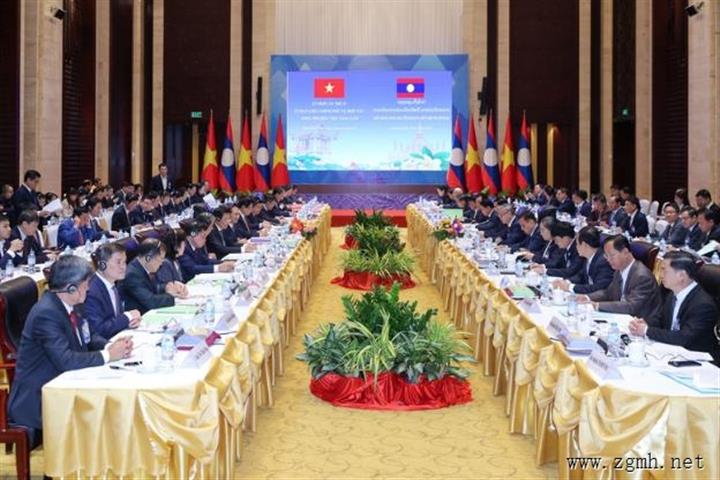 越南外交部副部长杜雄：高度重视加强越南-老挝关系