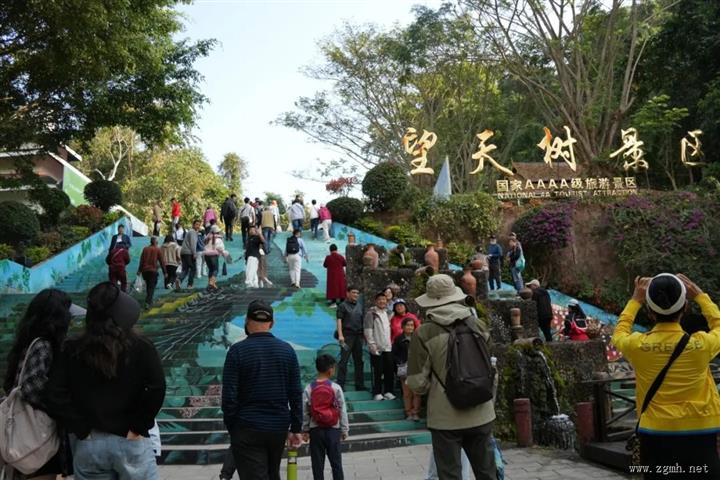 新春游边境 勐腊县春节假期旅游火热热