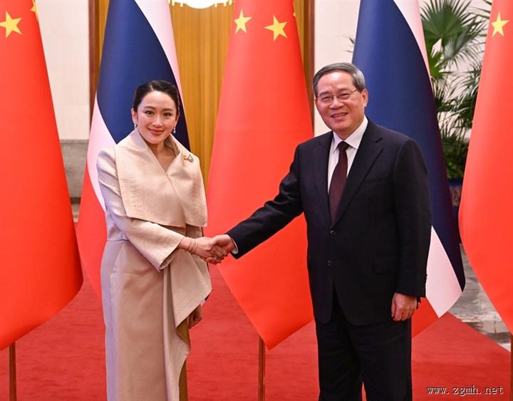 李强同泰国总理佩通坦会谈