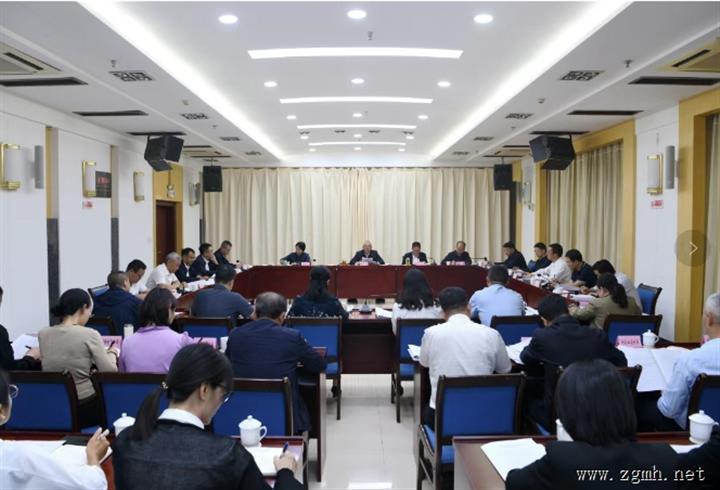州委党的建设工作领导小组召开会议 深入学习贯彻习近平总书记关于加强党的作风建设的重要论述部署深入贯彻