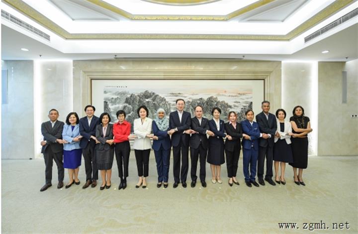 外交部副部长孙卫东会见中国—东盟联合合作委员会代表团