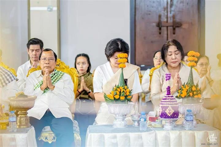 法会寄情，中老友谊绽新花
