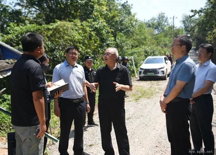 朱家伟在勐腊县、景洪市调研时强调：突出比较优势 锚准目标定位 绘就全州高质量发展新图景