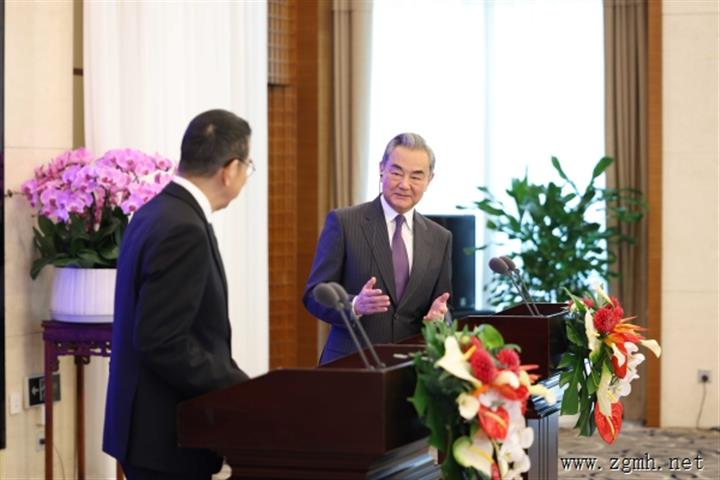 王毅：澜湄合作10年历程硕果累累