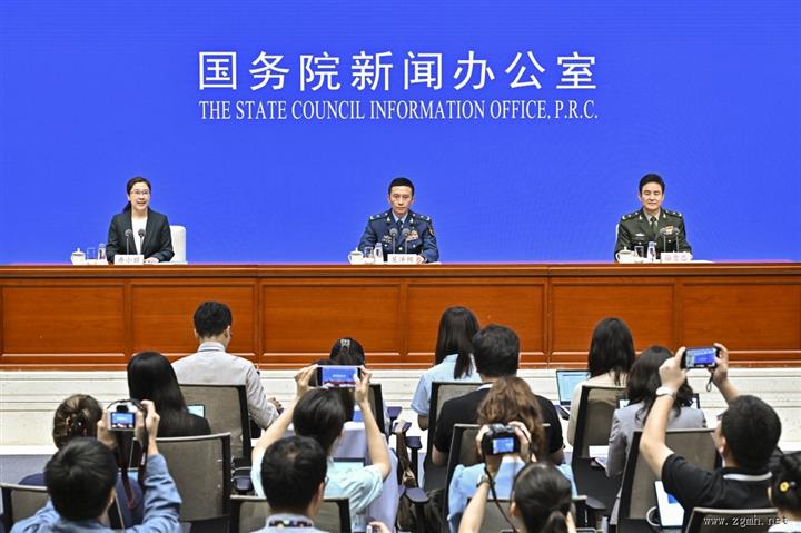 国新办举行新闻发布会 介绍阅兵准备工作有关情况