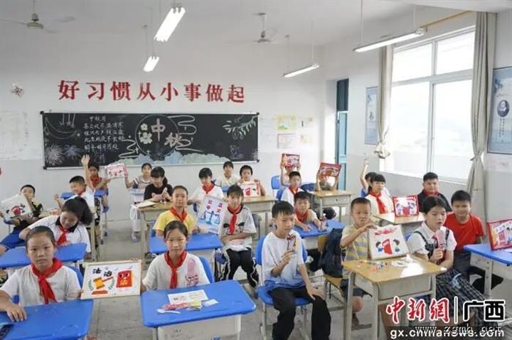 “中国—老挝同心缘”社会实践团以法治与文化助力乡村振兴         老中商业资讯     202
