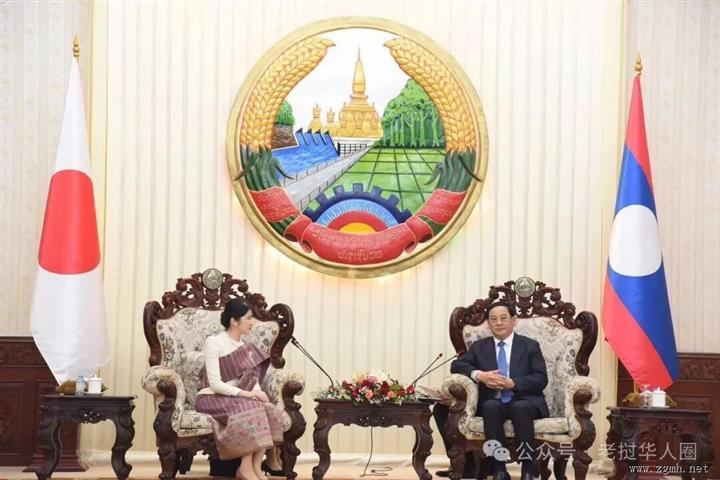 总理宋赛·西潘敦先生接见了正在老挝进行正式访问的日本爱子公主，访问时间为2025年11月17日至21