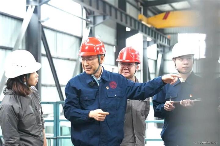 骄傲！从西双版纳走出的学子杨斌，当选中国工程院院士！