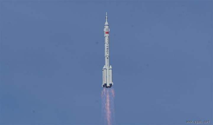 神舟二十二号飞船发射任务取得圆满成功