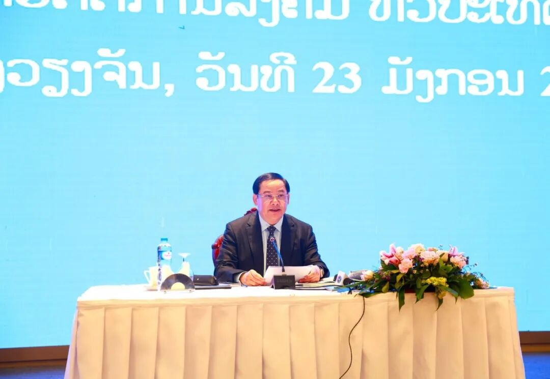 老挝总理强调需发展老挝劳动力技能以满足国内外市场需求。