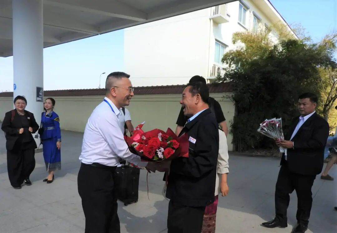 云南省委宣传部常务副部长蔡祥荣赴老挝参加春节文化交流活动