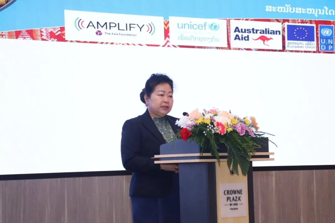 老挝举行国际妇女节116周年庆祝活动