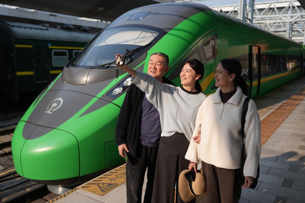 中老铁路发送旅客突破7000万人次