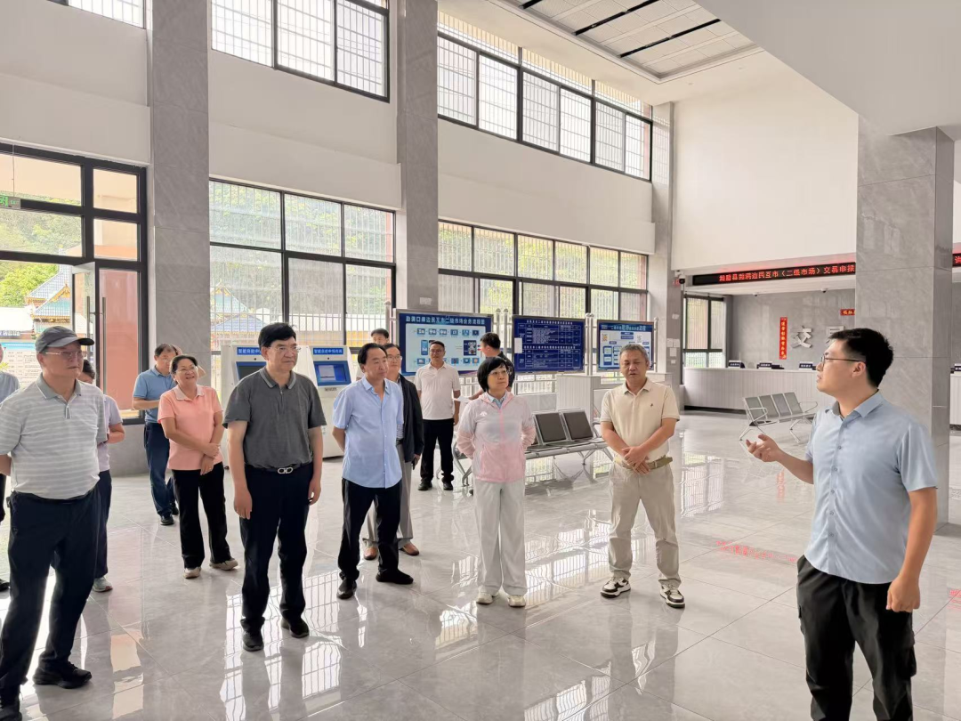 省政协调研组围绕促进澜沧江流域经济发展主题开展调研